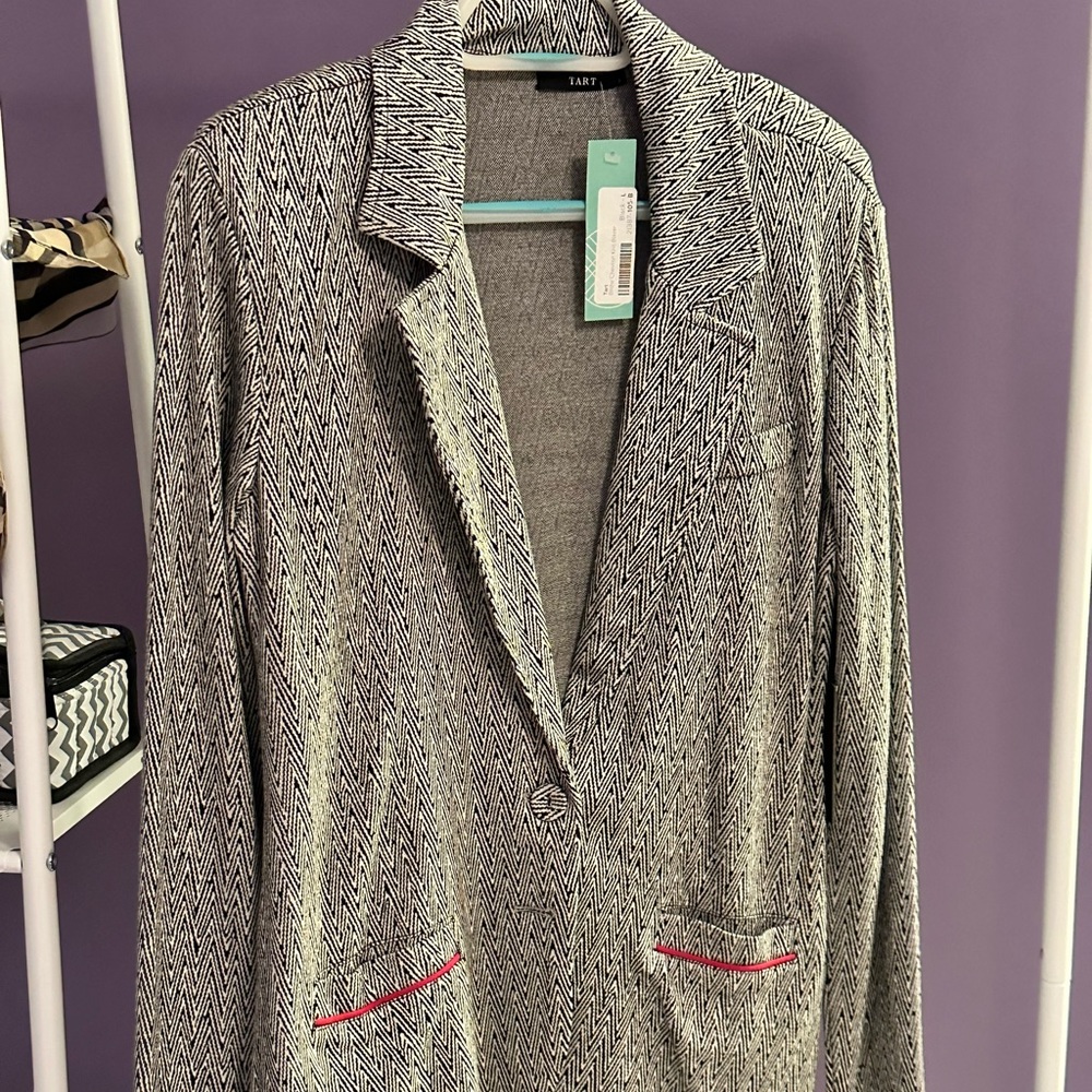 Tart Blazer Size Large NWT